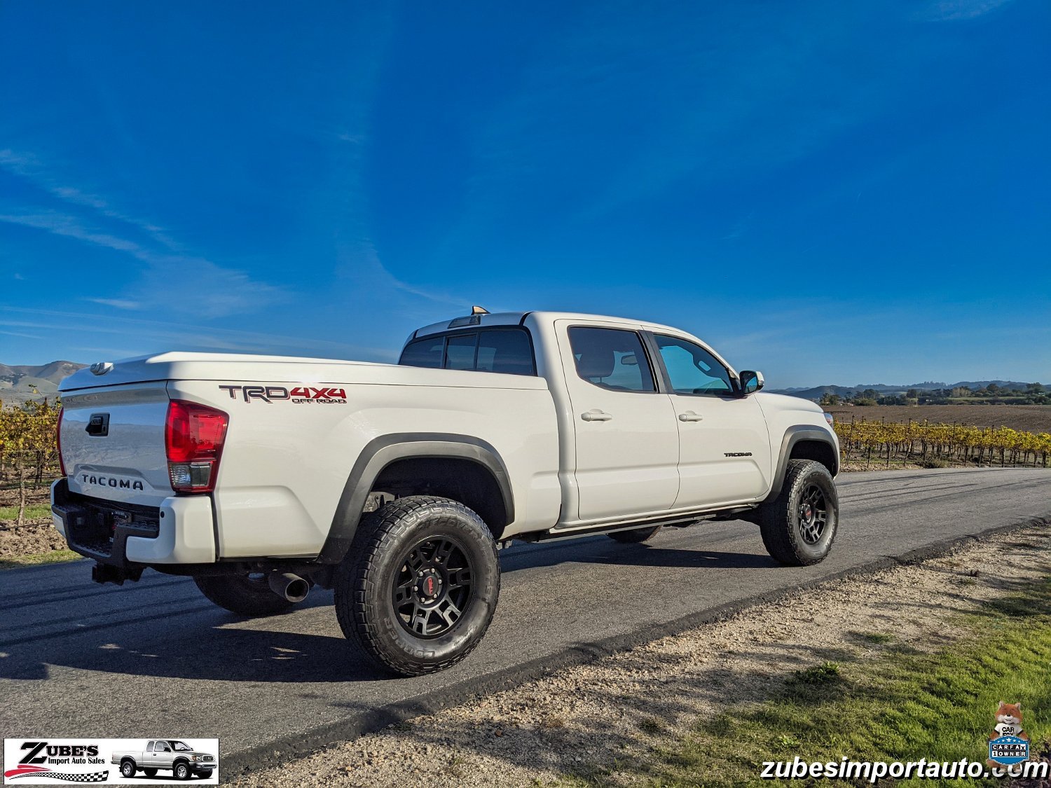 LEER 2016+ Toyota Tacoma SR250 52TC16 5Ft2In with Track Tonneau Cover - Rolling Compact Short Bed