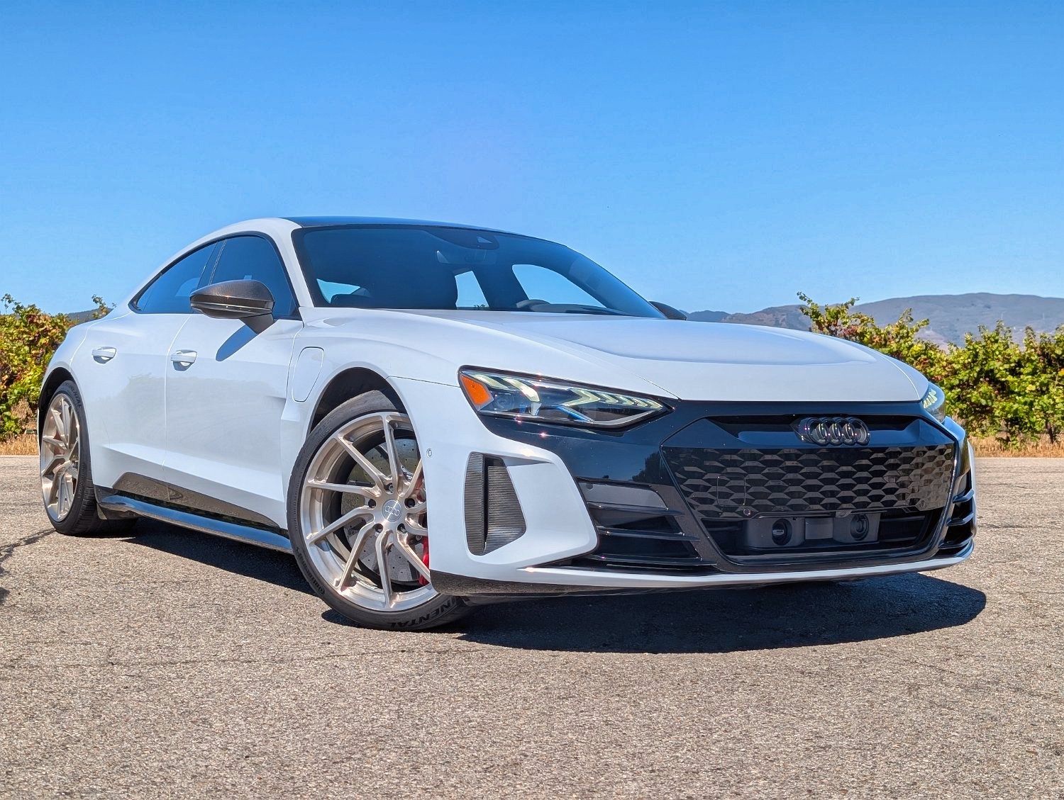 2022 Audi RS e-tron GT Base - Photo 14