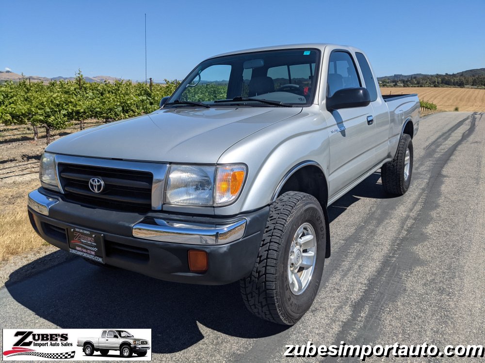 2000 Toyota 4×4 XtraCab SR5 3.4L V6 Automatic Zubes Import
